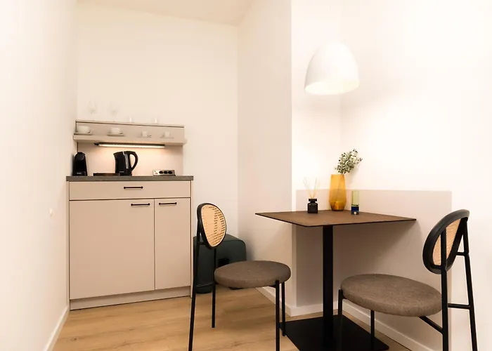 Limehome Favoritenstr * Vienna