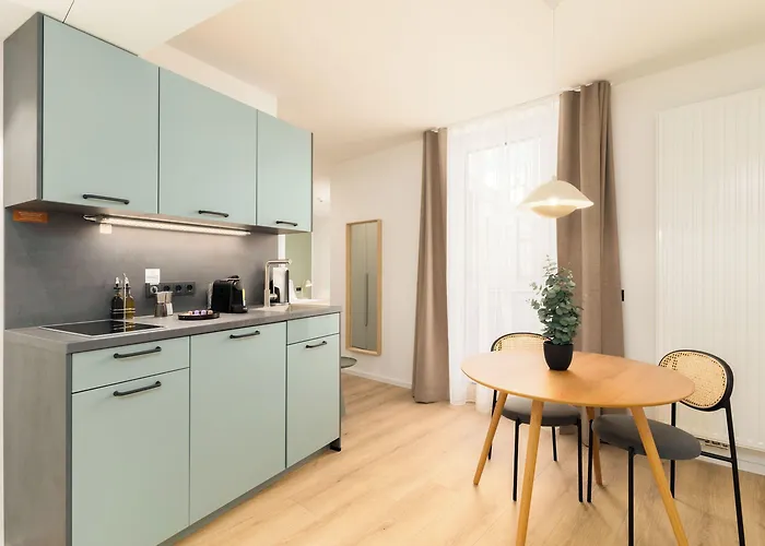 Limehome Favoritenstr شقة